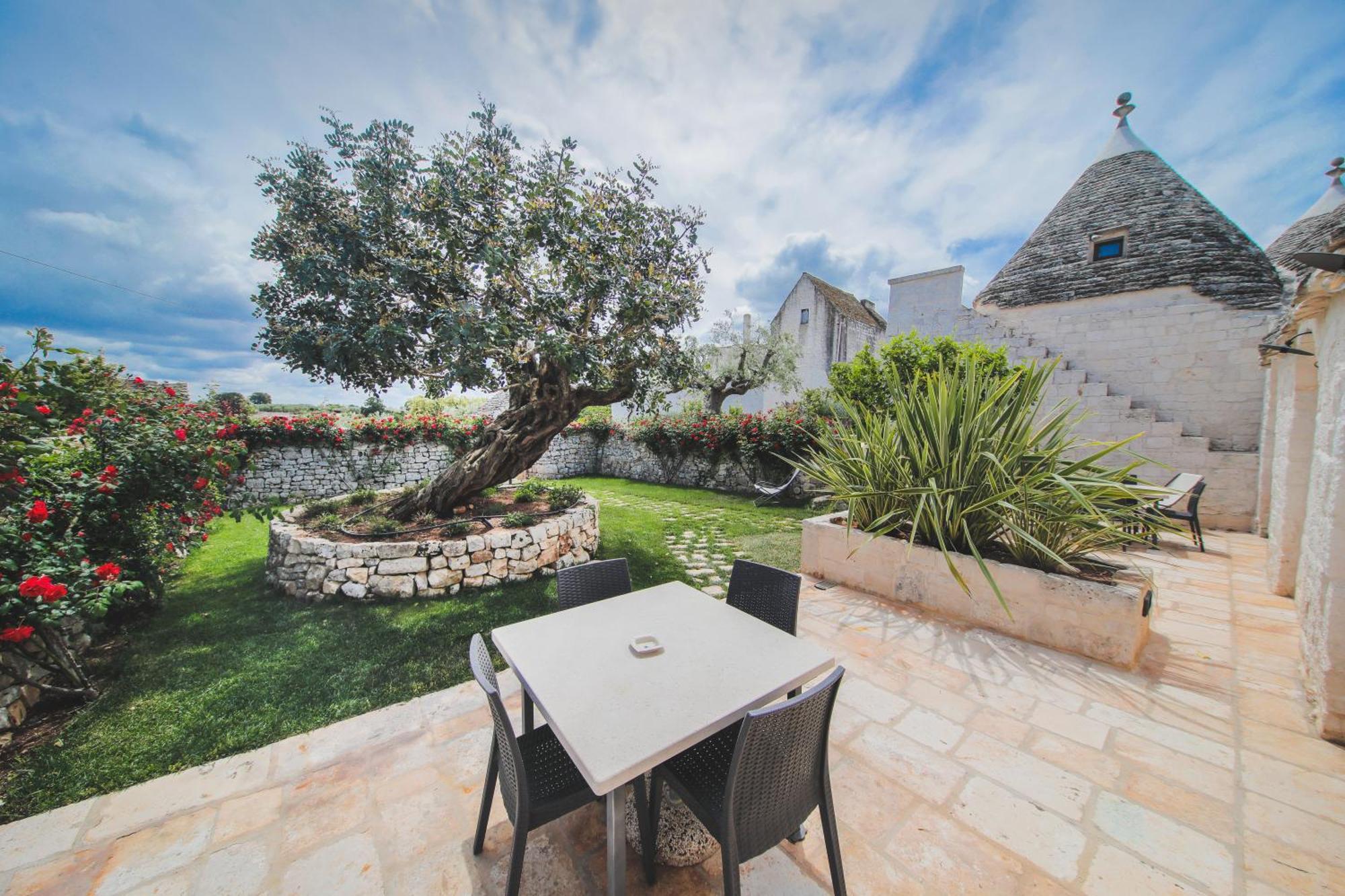 Trulli Arco Antico Villa Locorotondo Bagian luar foto